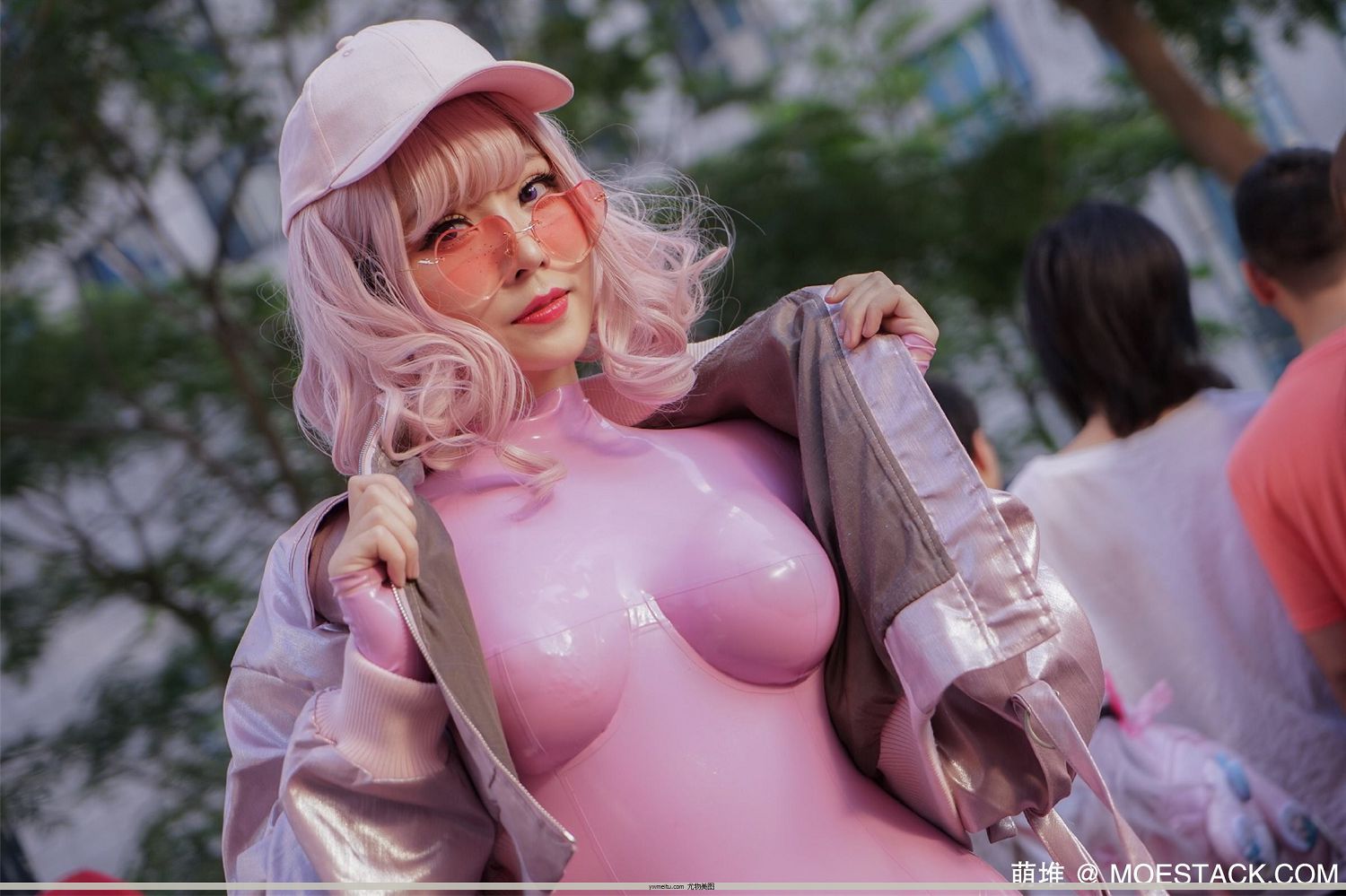 ΢Coser@tako – [119P]